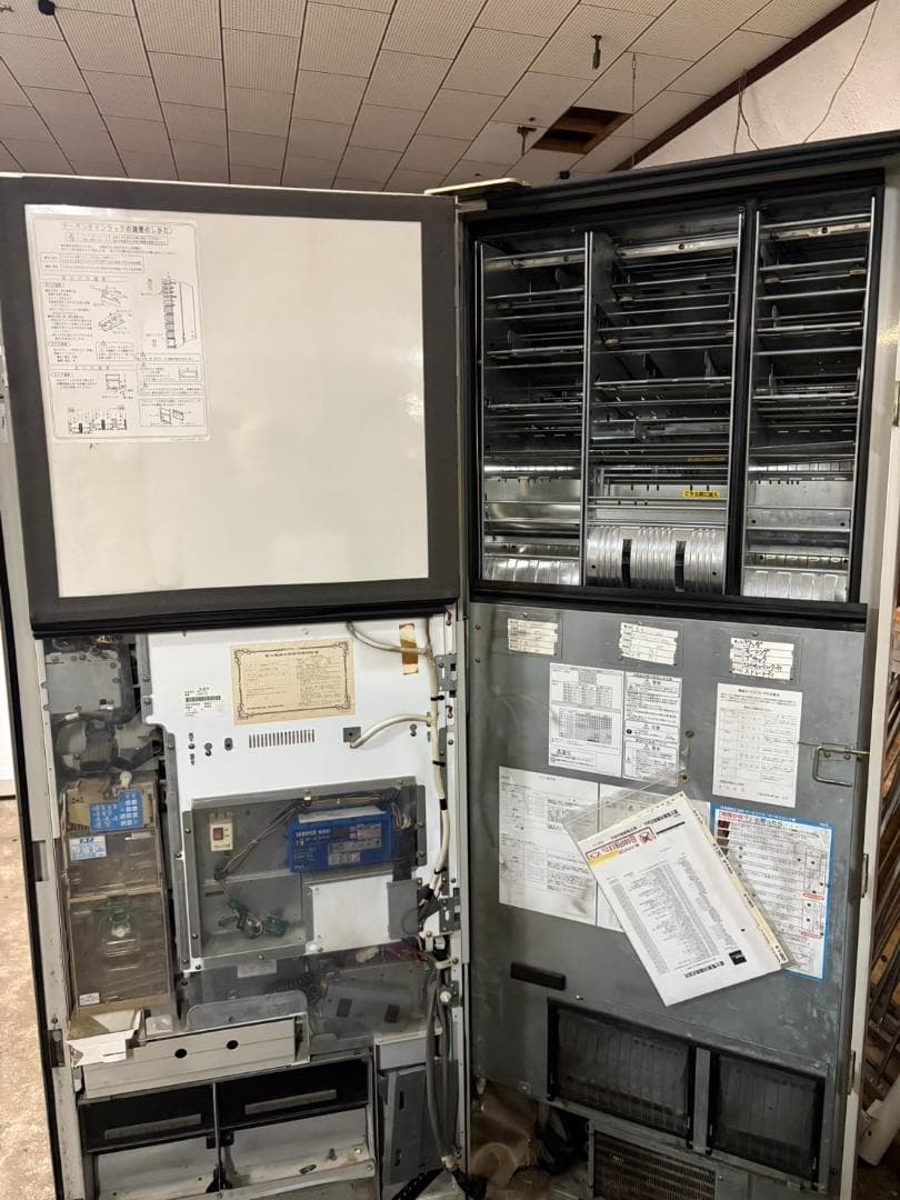 富士電機 缶 自動販売機 ABR-C15F1