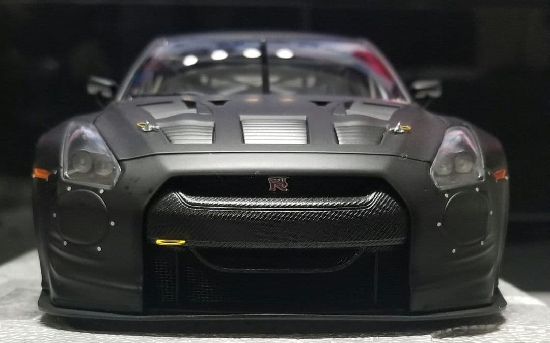 【レア美品】オートアート 1/18 日産 GT-R R35 FIA GT1