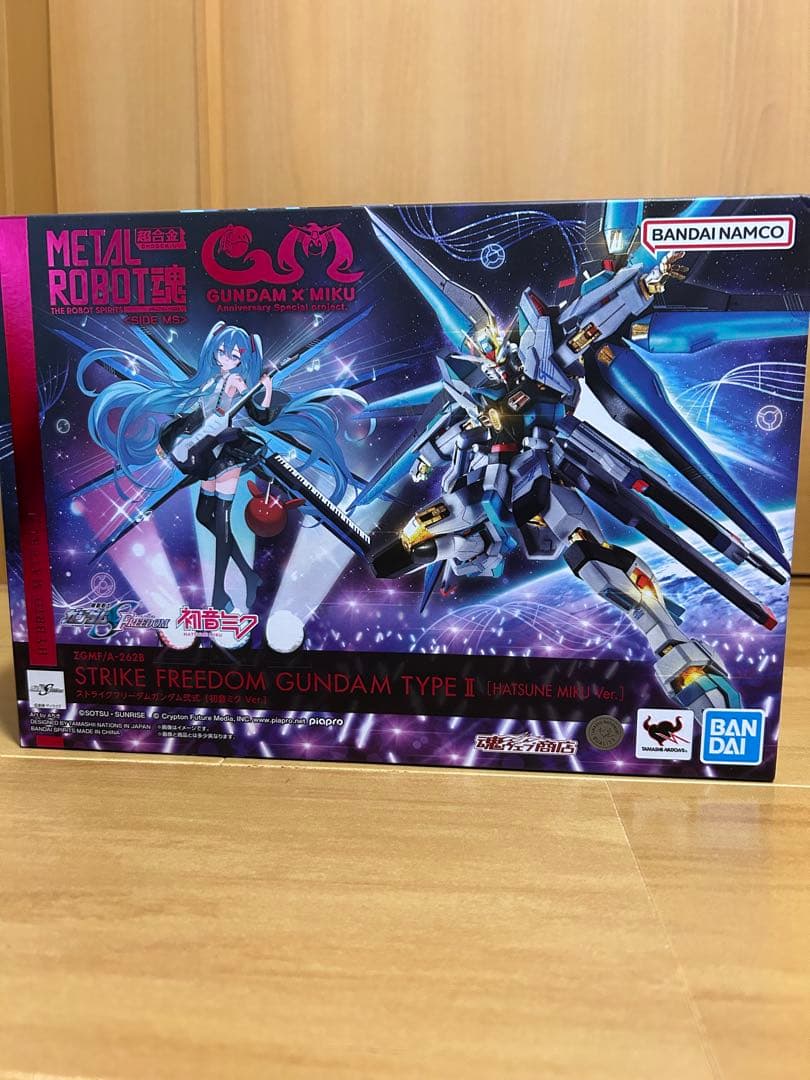 未開封　初音ミクver メタルロボット魂ストライクフリーダムガンダム弍式