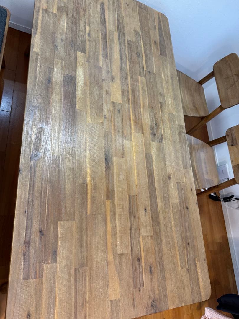 ゆー　テーブル