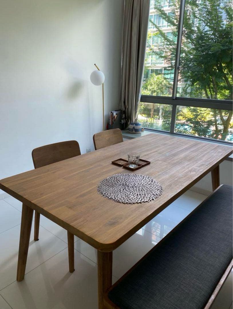 ゆー　テーブル