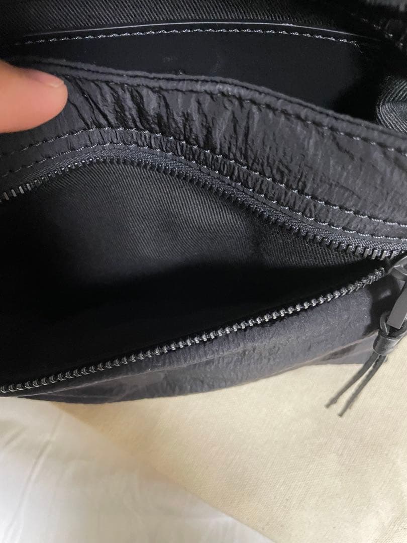 最終値下げ! jacquemus ジャックムス メッセンジャー バッグ　ブラック