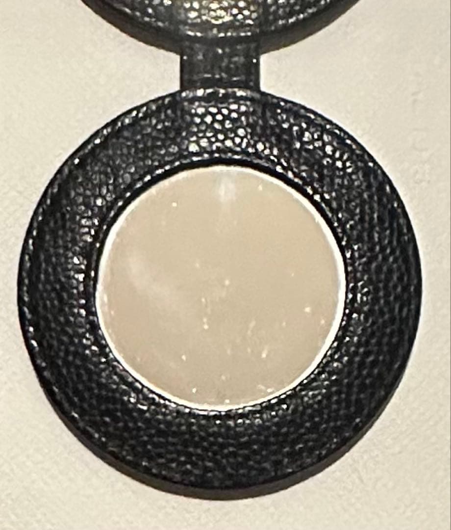CHANEL キャビアスキン　コンパクトミラー正規品