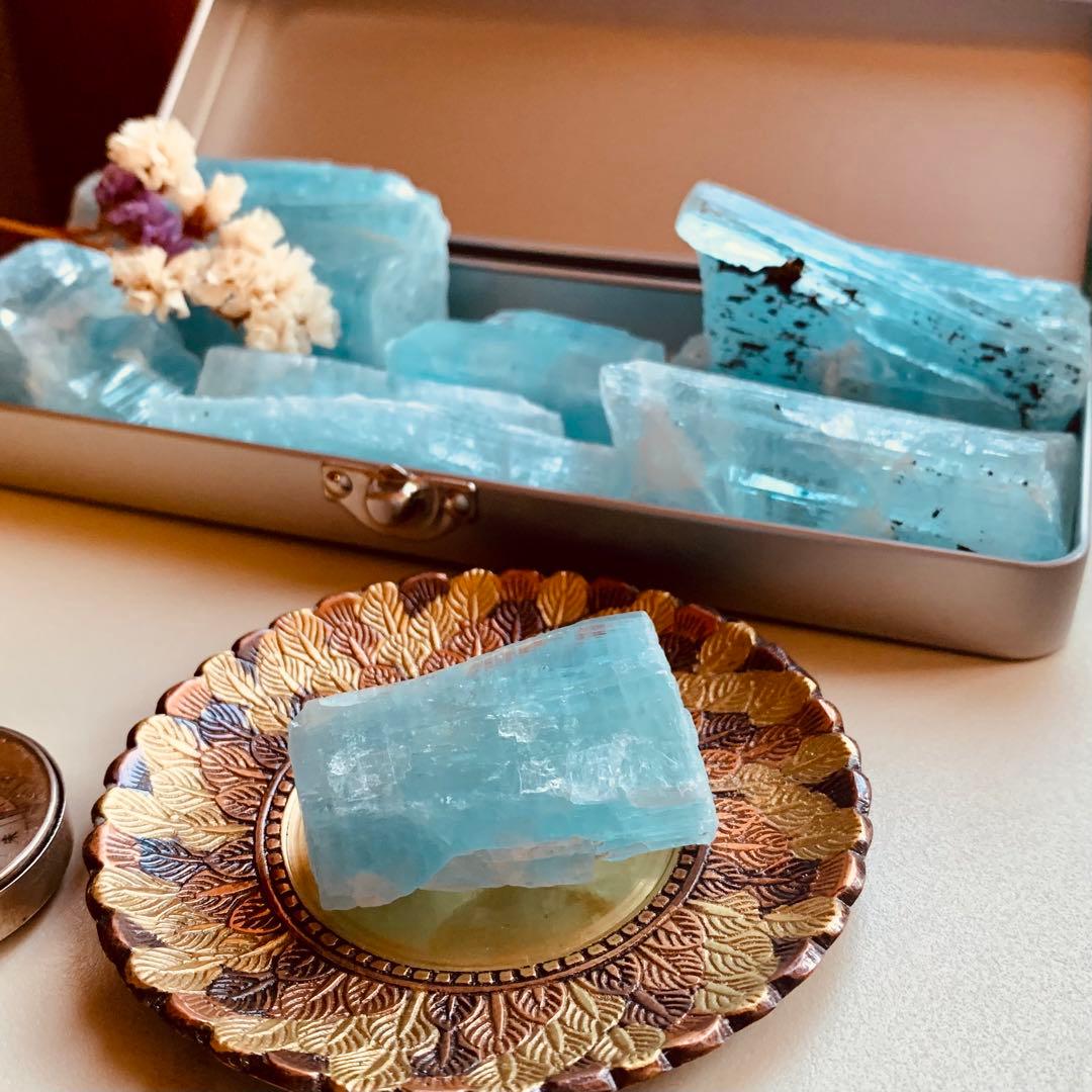 蝕像アクアマリン・バー7原石/巨大結晶/鉱物標本/虹入り