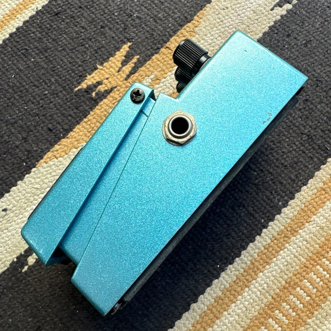 BOSS Chorus CE-3 日本製 LEDランプに変更済み