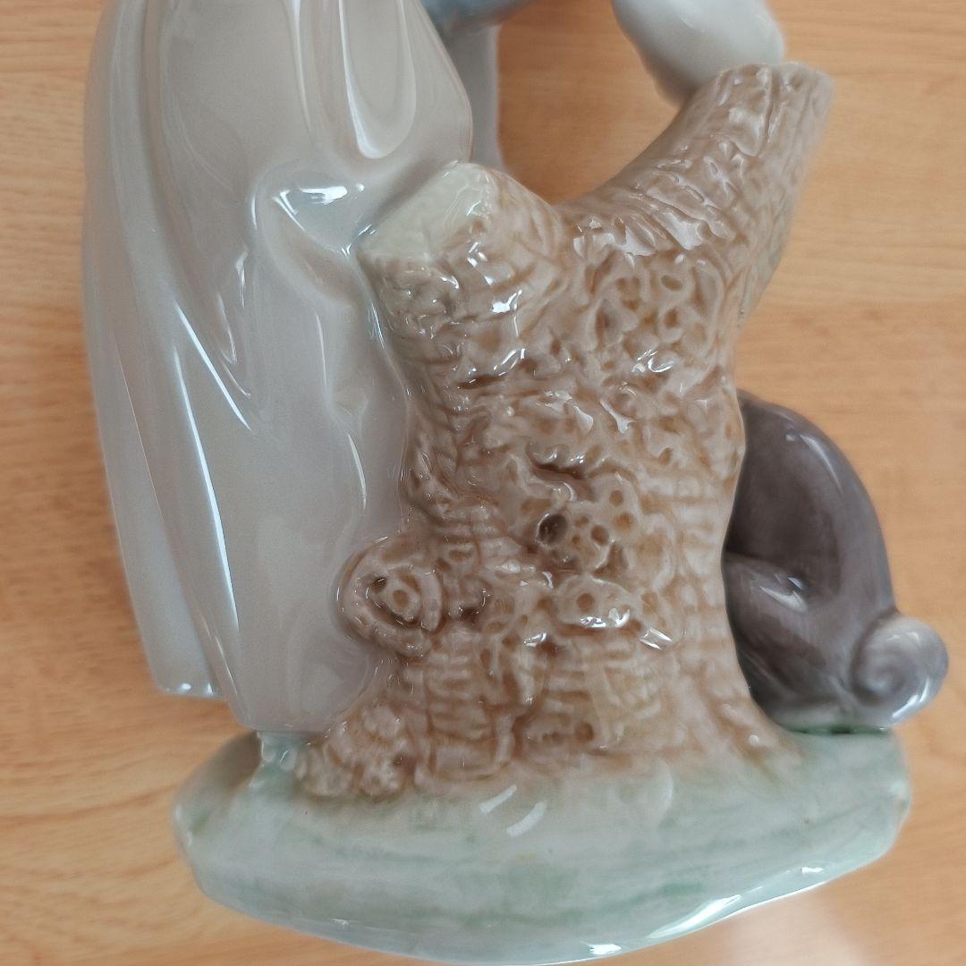 絶版LLADRO リヤドロ No.1246『おとなしくしてね』