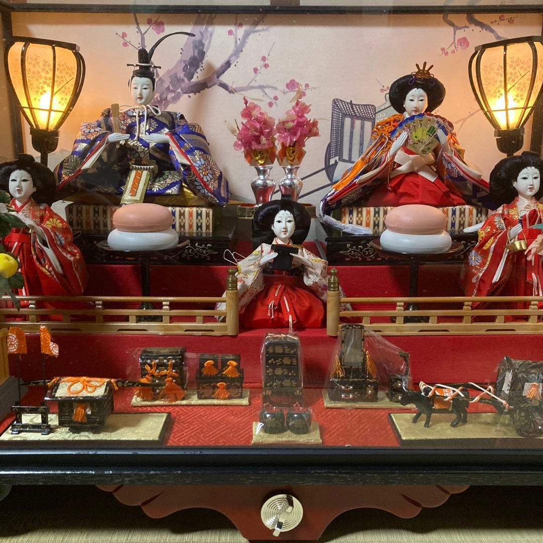 雛人形　ガラスケース入り　オルゴール付き　電気付　専用段ボール　三人官女