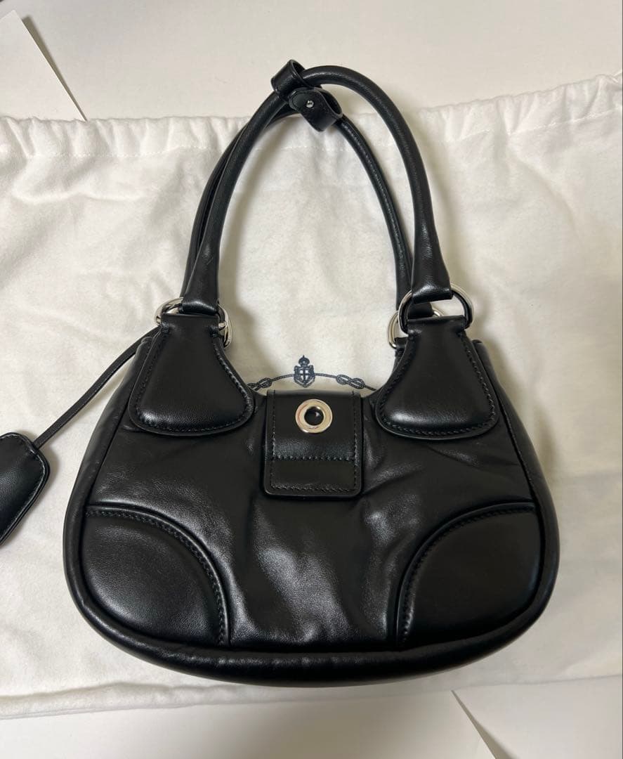 【未使用美品】PRADA ムーン パデッドナッパレザー ショルダーバッグ