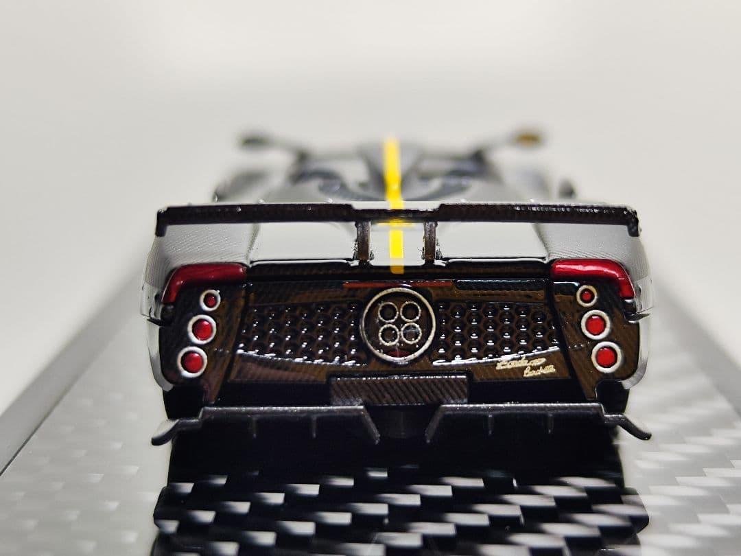 LCDモデル 1/64 PAGANI ZONDA ゾンダ HP バルケッタ
