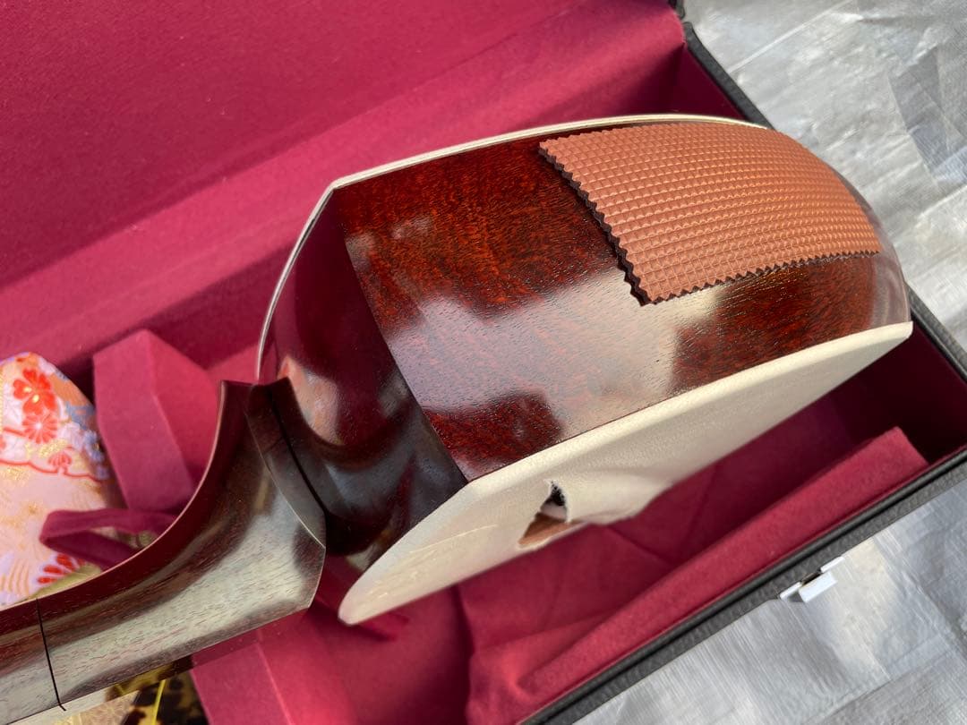 紅木三味線 ケース付 付属品一式 現状品