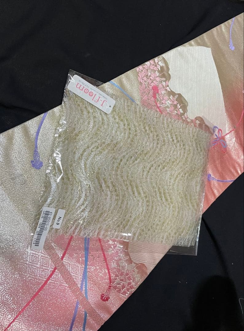 振袖 フルセット6点サイズS〜M 駒刺繍　雪輪花蝶文　金彩　正絹