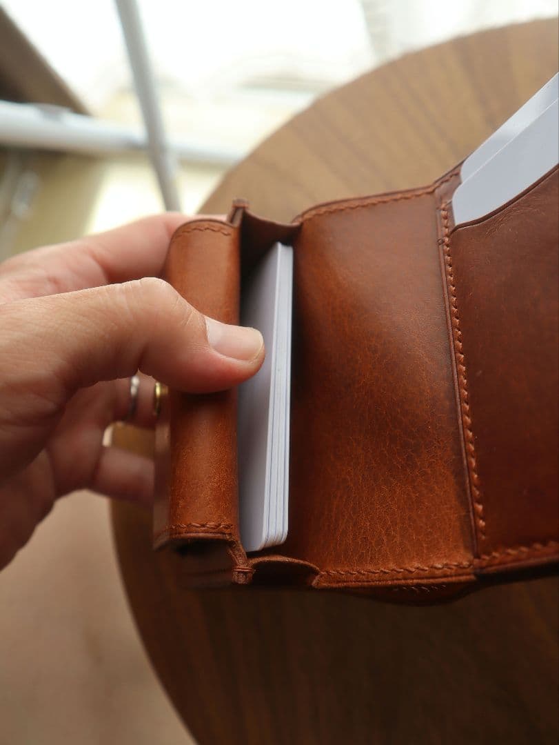 【イタリアンレザー】オコシ金具の三つ折り財布　フルハンドメイド