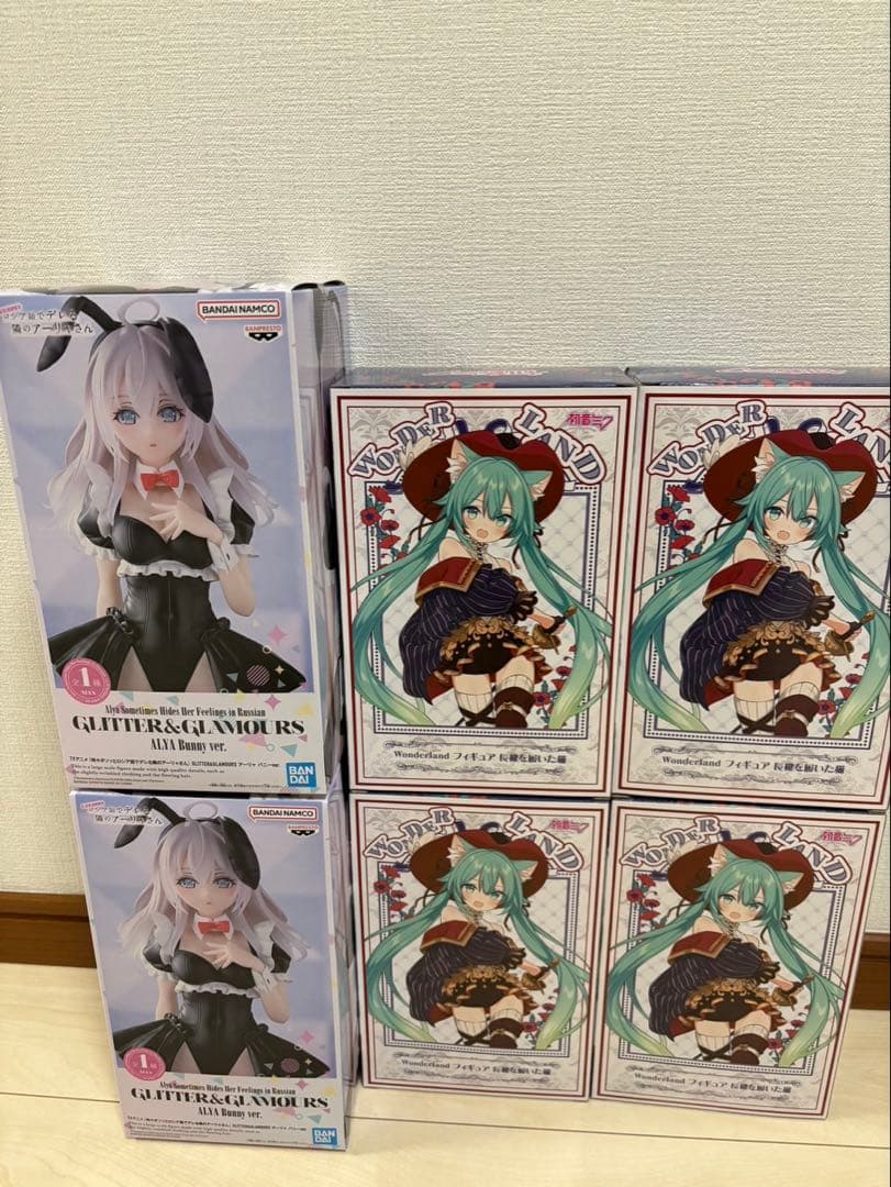 アーリャ2体 初音ミク長靴をはいた猫4体 フィギュア Wonderland