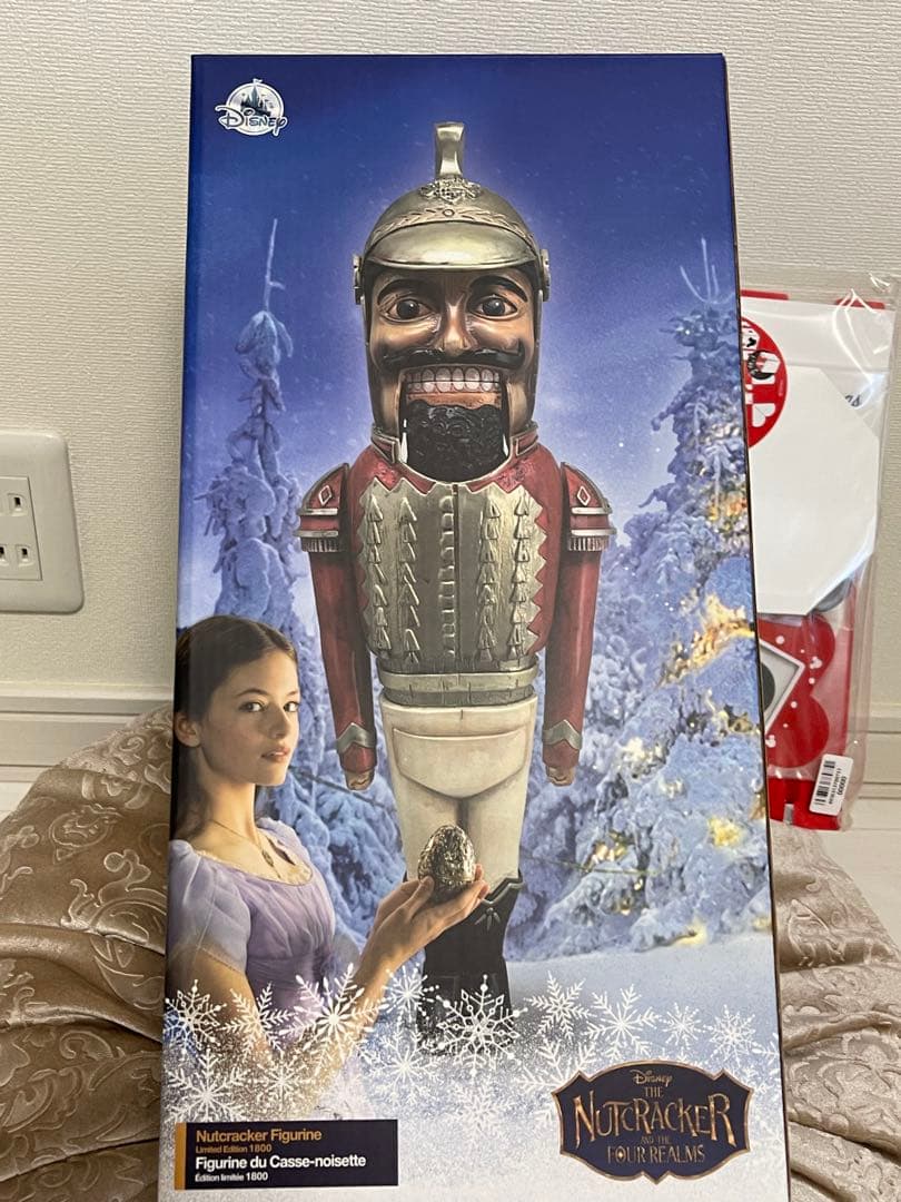 くるみ割り人形と秘密の王国 ディズニー 世界限定1800個   シリアルナンバー