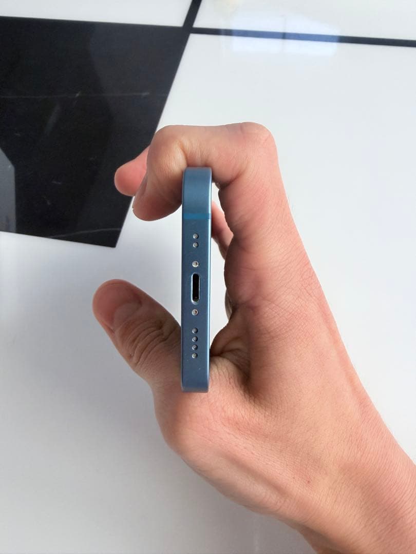 Apple iPhone 13 mini本体 ブルー