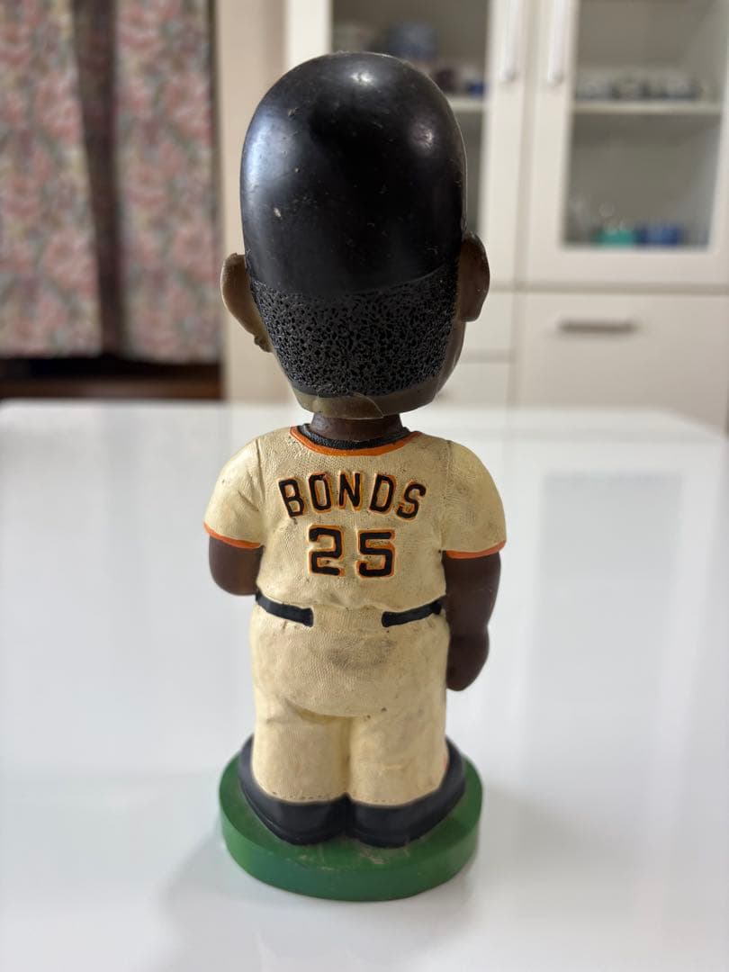大リーグ　ホームラン記録達成記念　 　　バリー・ボンズ ボブルヘッド フィギュア