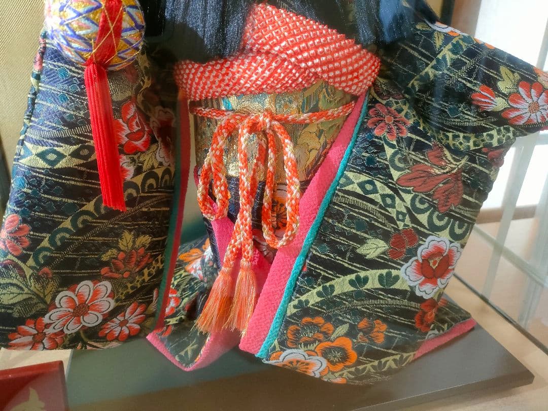 市松人形 人形の久月 東京久月　正絹衣装