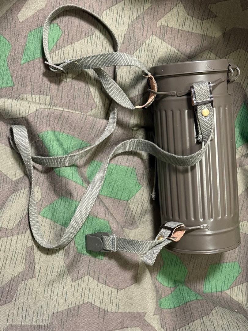 WWⅡ ドイツ軍 M38型ガスマスクコンテナセット（レプリカ）サバゲ　コスプレ