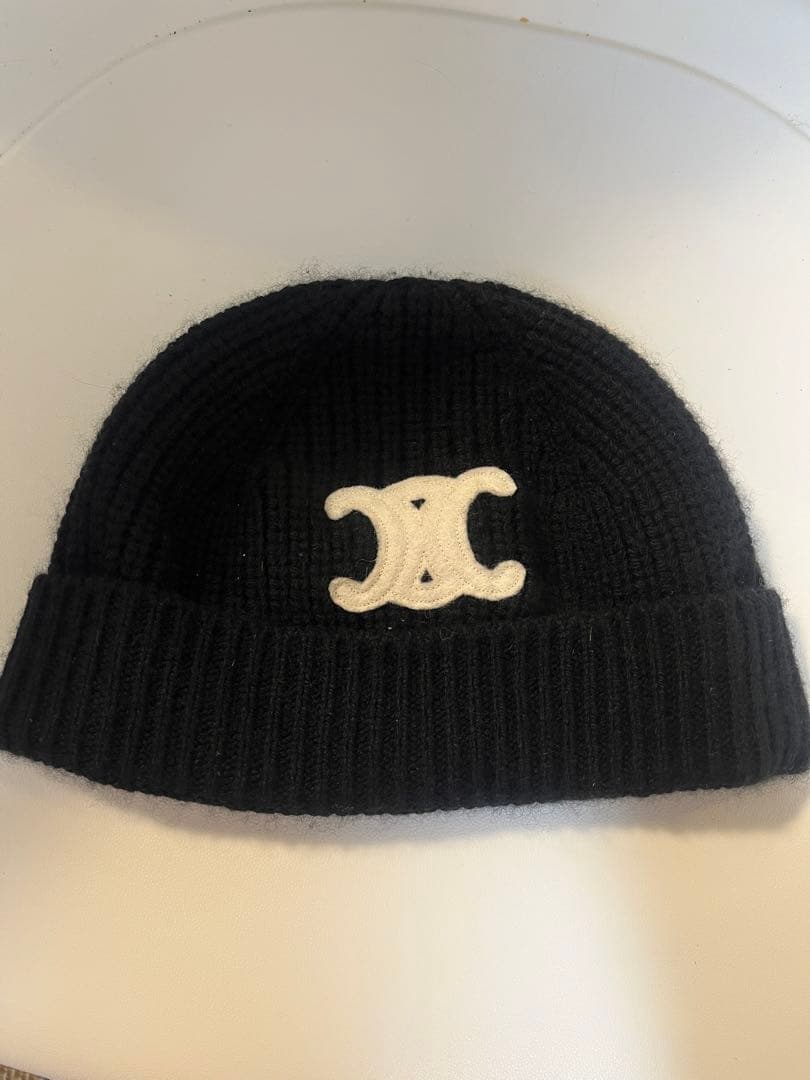 CELINE トリオンフ ニット帽