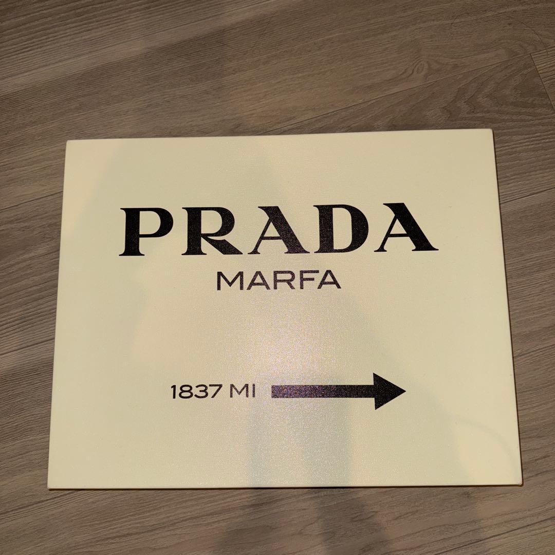 PRADA MARFA サイン アート　アートパネル　壁　壁掛け