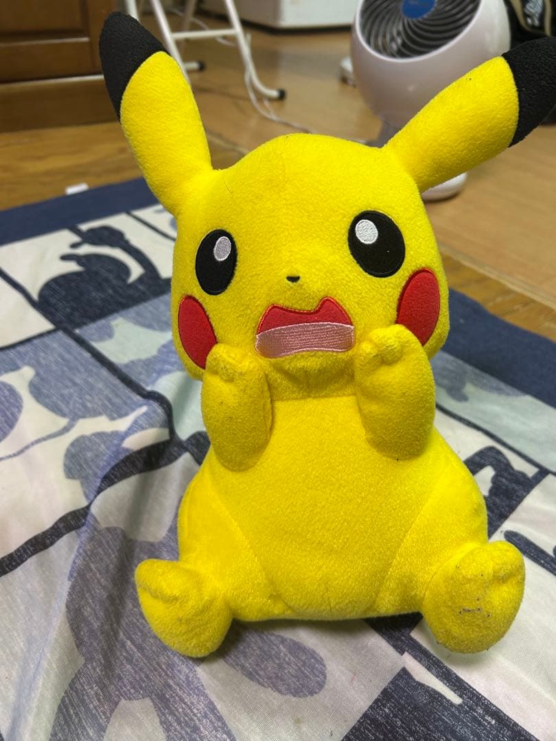 カノックスター様買って欲しいです(T＿Tピカチュウ ぬいぐるみ 中型 驚いた表情