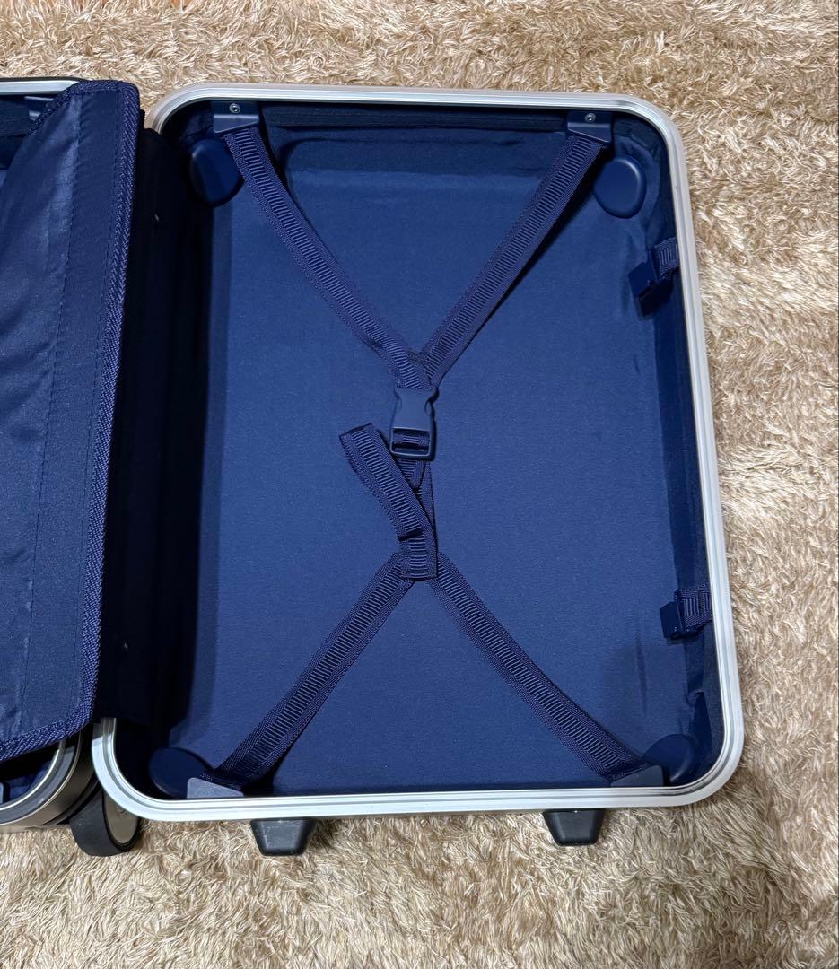 グローブトロッターキャリーケース機内持込みサイズ