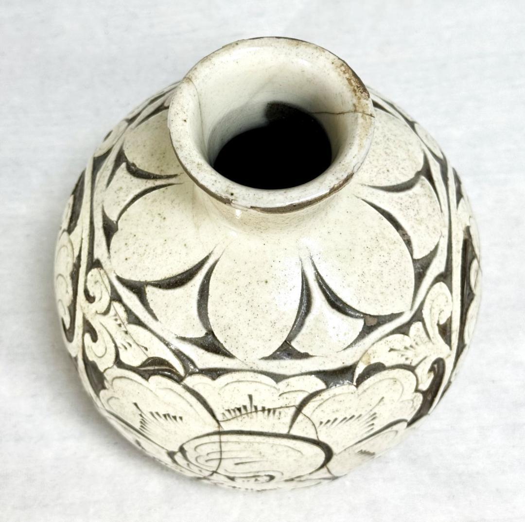 宋時代 磁州窯白釉剔牡丹花紋罐 中国古玩 唐物 歴史有る年代物 WWTT107