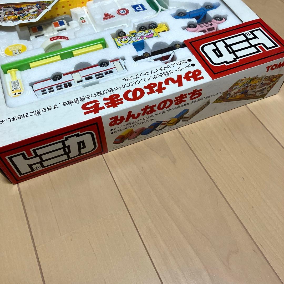 希少！【新品未開封】トミカ　みんなのまち　ミニカーセット　ドライブマップ付き