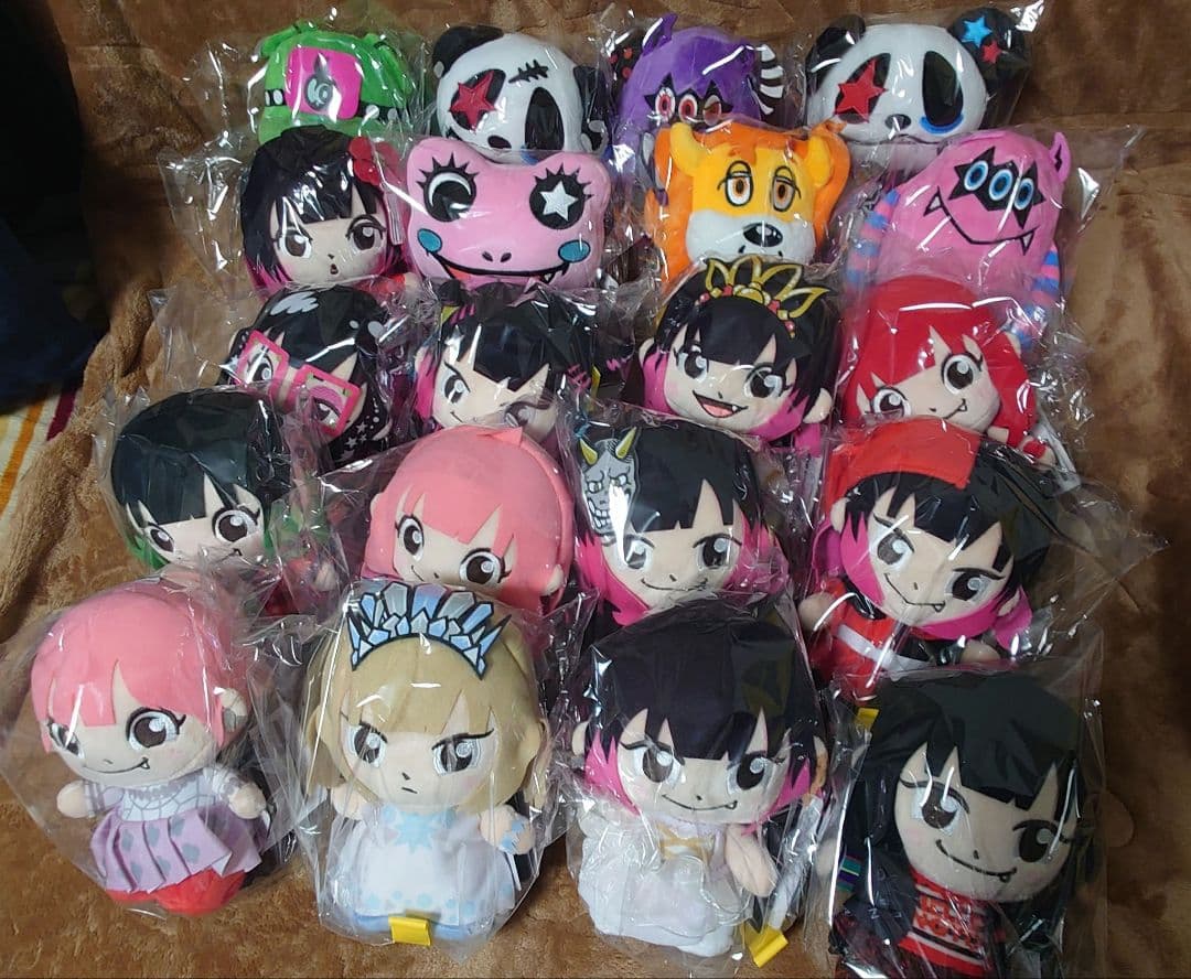 LiSA 10周年 moiponタグ付き ぬいぐるみ 20体セット