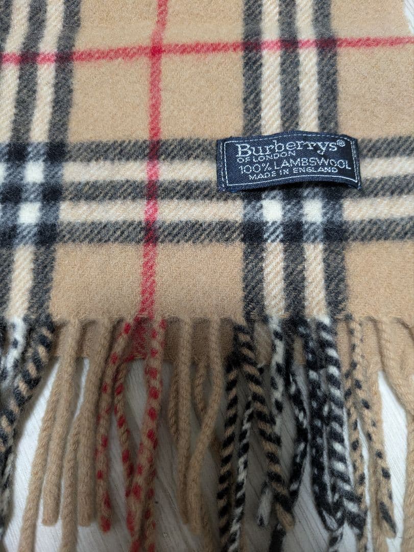未使用品暖かいロングBurberry チェック柄 マフラー 100%ラムウール