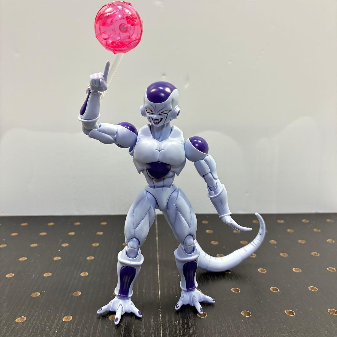 ドラゴンボール　フリーザ　プラモデル　ジャンク