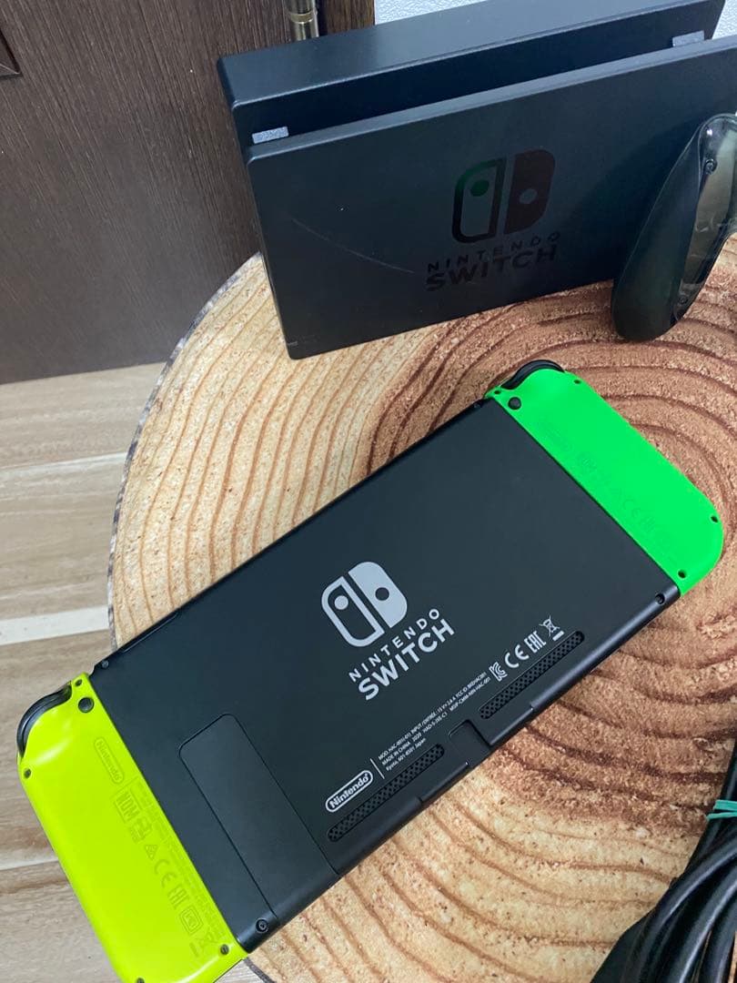 Nintendo Switch ニンテンドースイッチ本体　GRN/YEL 箱無し