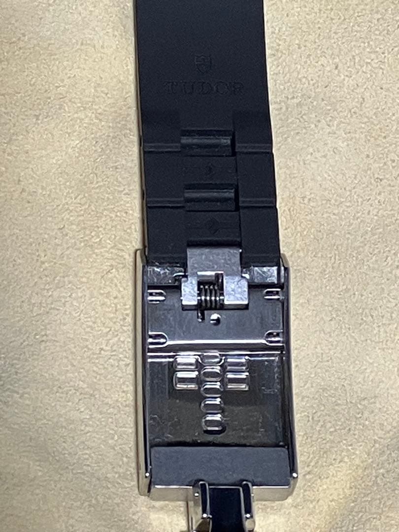 【TUDOR】BLACK BAY 58 GMT用純正ラバーベルト おまけ付き
