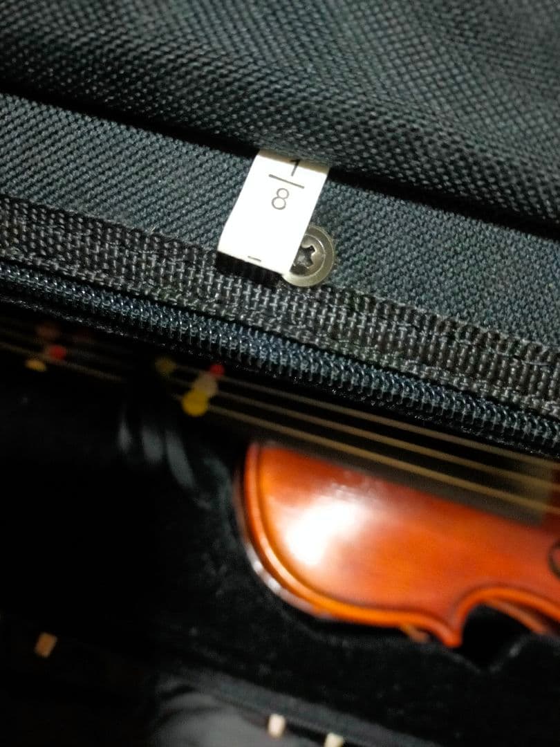 【値下交渉可】バイオリン　初級　8分の1サイズ　 幼児向　ケース　弓　肩当付き
