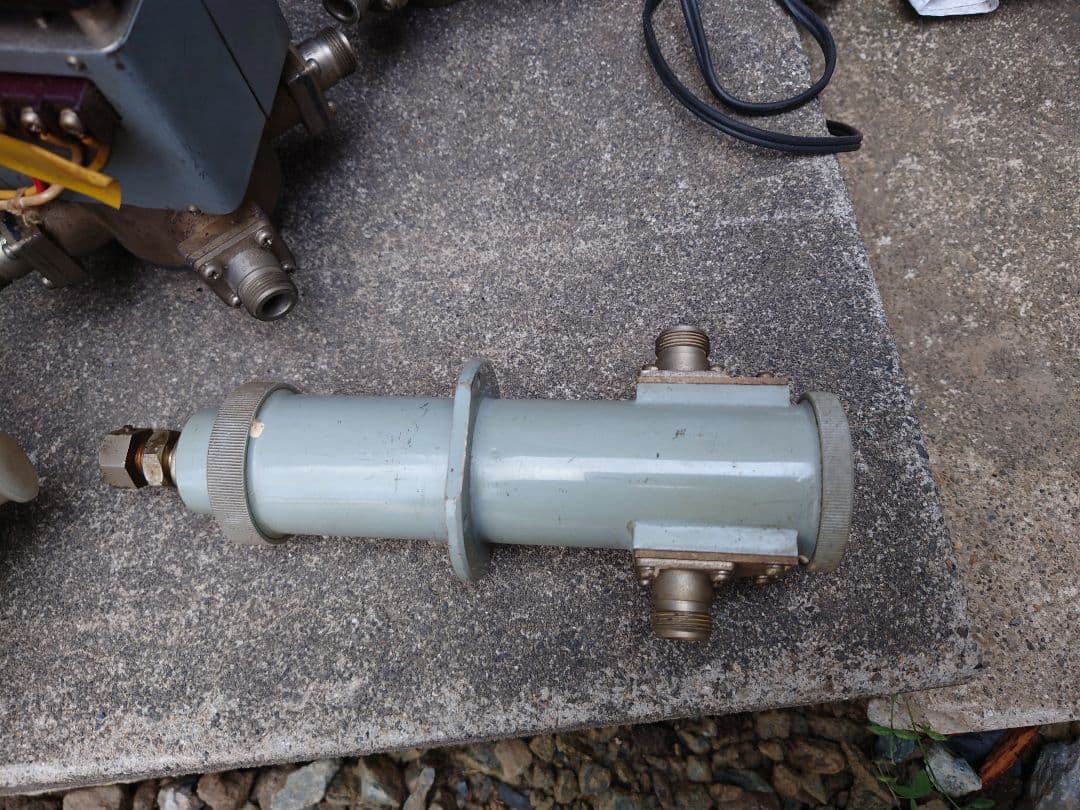 同軸切替機３個+1個 形名 SWb-683L 日本無線株式會社