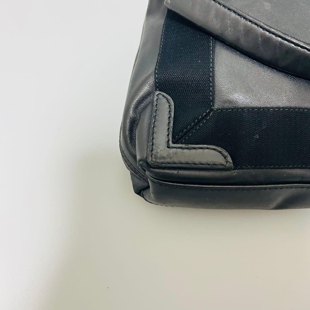 BALENCIAGA ネイビーカバスXS 2WAY ハンドバッグ ブラック