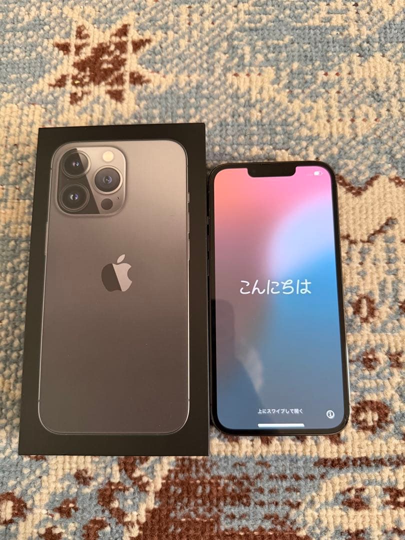 iPhone13Pro 256GB ケース付属