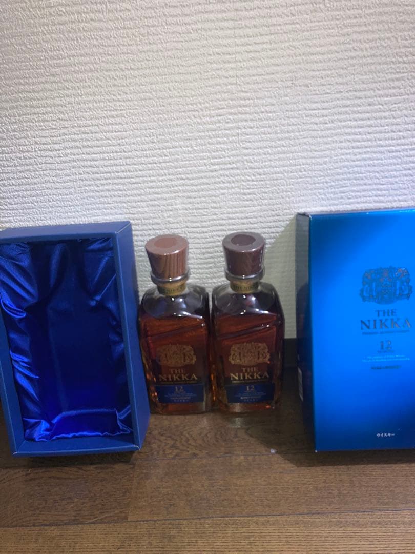 ザ・ニッカ12年（箱は１つだけです）