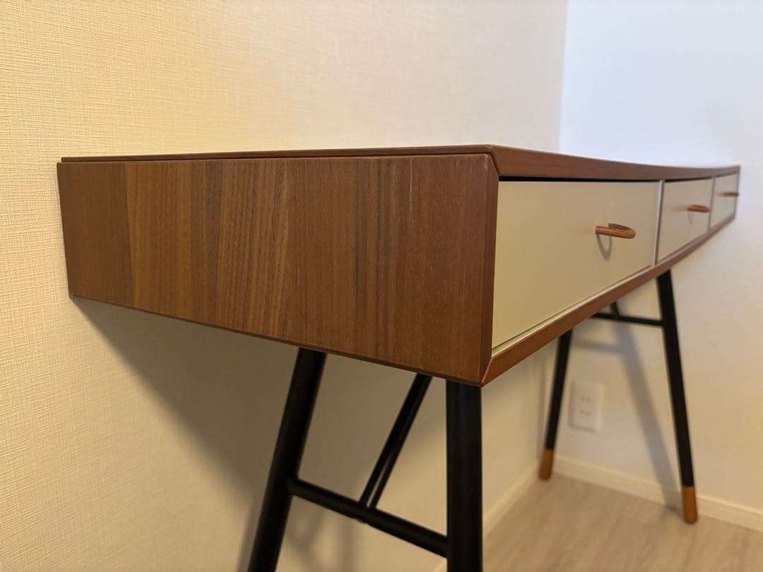 エルメス　ボーコンセプト　デスク