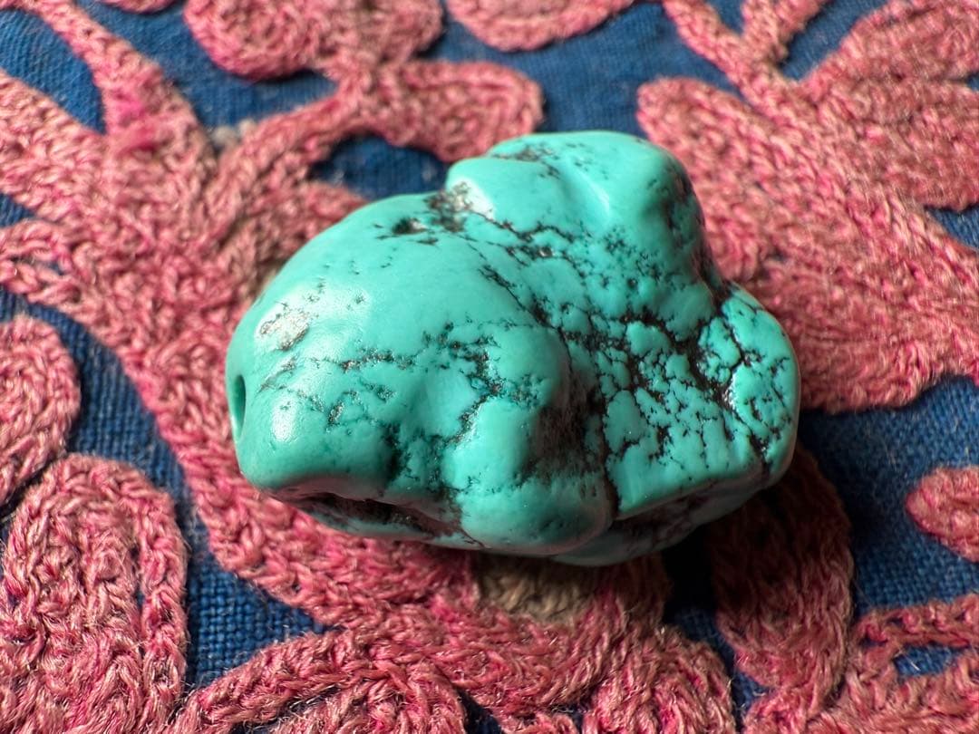ネパール　ポカラ　ヴィンテージターコイズ　原石ビーズ