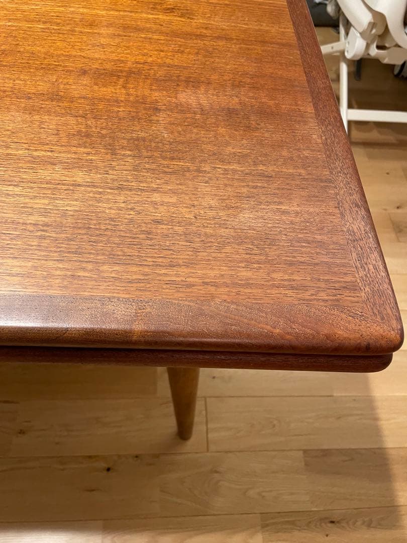 （セール中）ウェグナー AT312 ヴィンテージ ダイニングテーブル