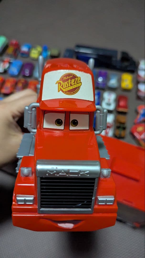 トミカ　カーズ　 約50台とマックトレーラー　バッグ付き　USED　まとめ売り