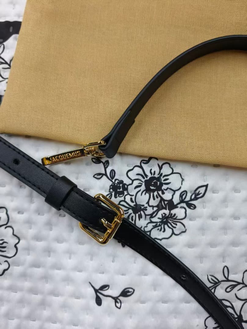 JACQUEMUS.ショルダーバック