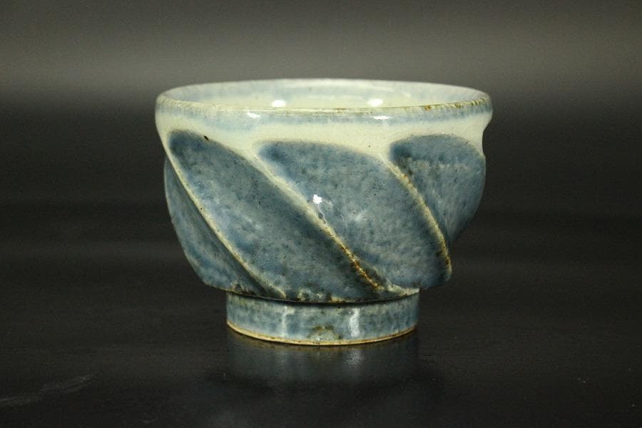 呉洲面取汲出 茶碗 六客 河井透 木箱付(メ1276)