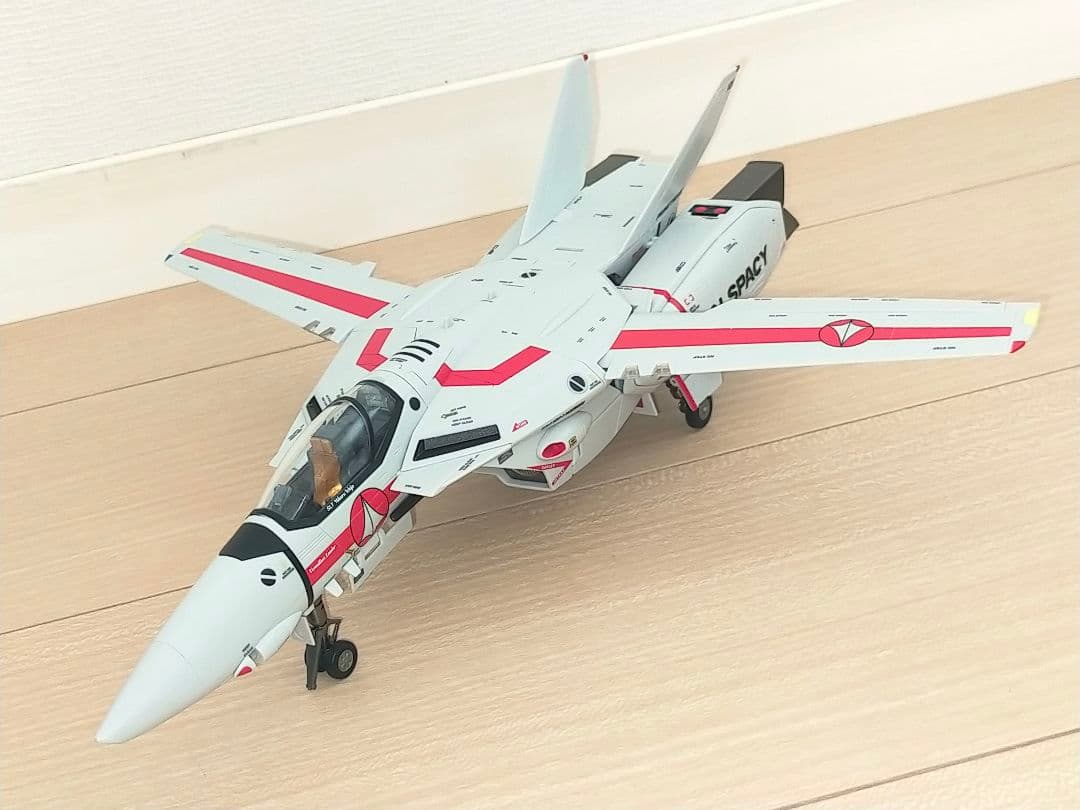 DX超合金 アーマードバルキリー&スーパーパーツ