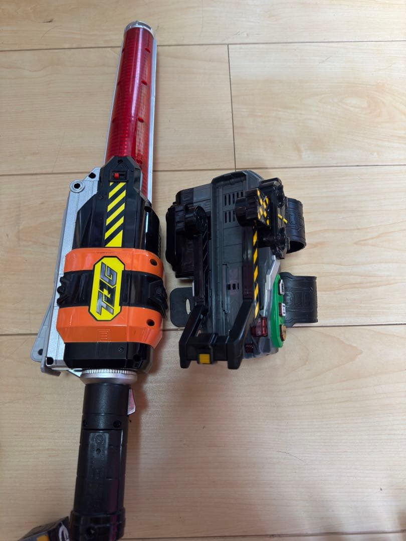 烈車戦隊　トッキュージャー　　最強合体　ビルドダイオー