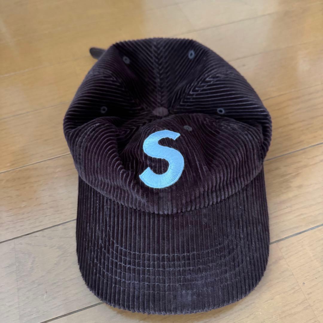 supreme コーデュロイキャップ Sロゴ