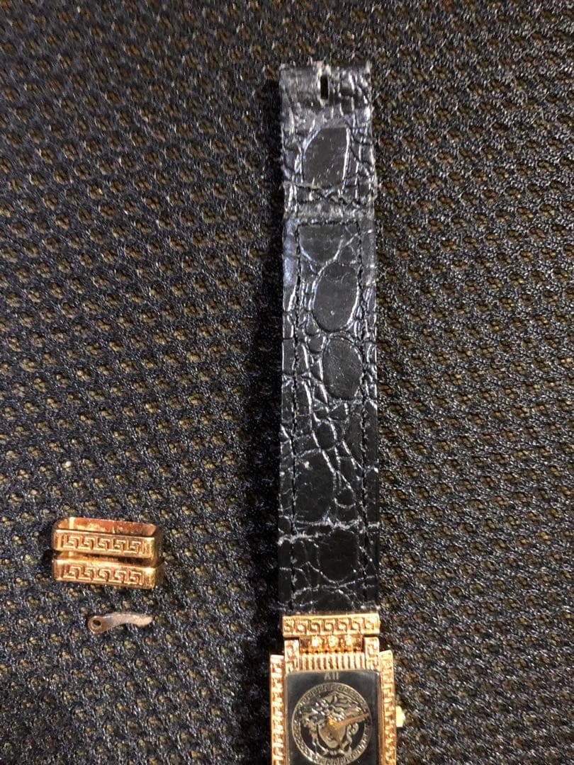 ジャンニヴェルサーチレディース腕時計　訳あり