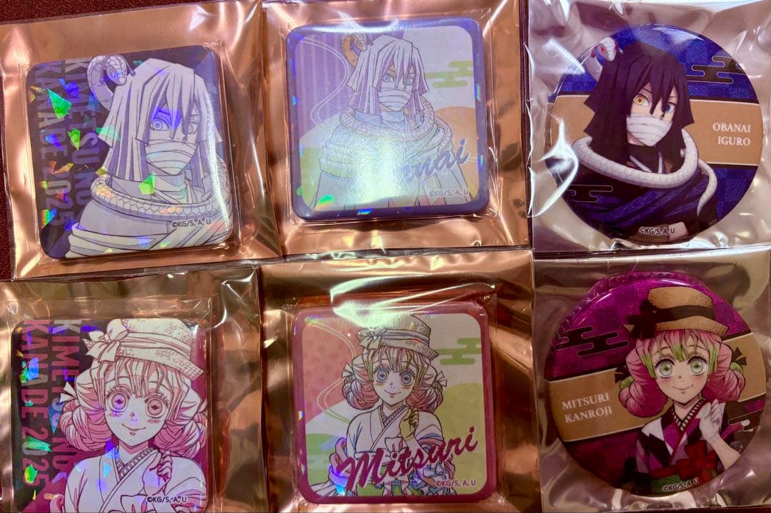 鬼滅の刃　奏宴　グリッター缶バッジ　伊黒　蜜璃　おばみつ　コンプセット①