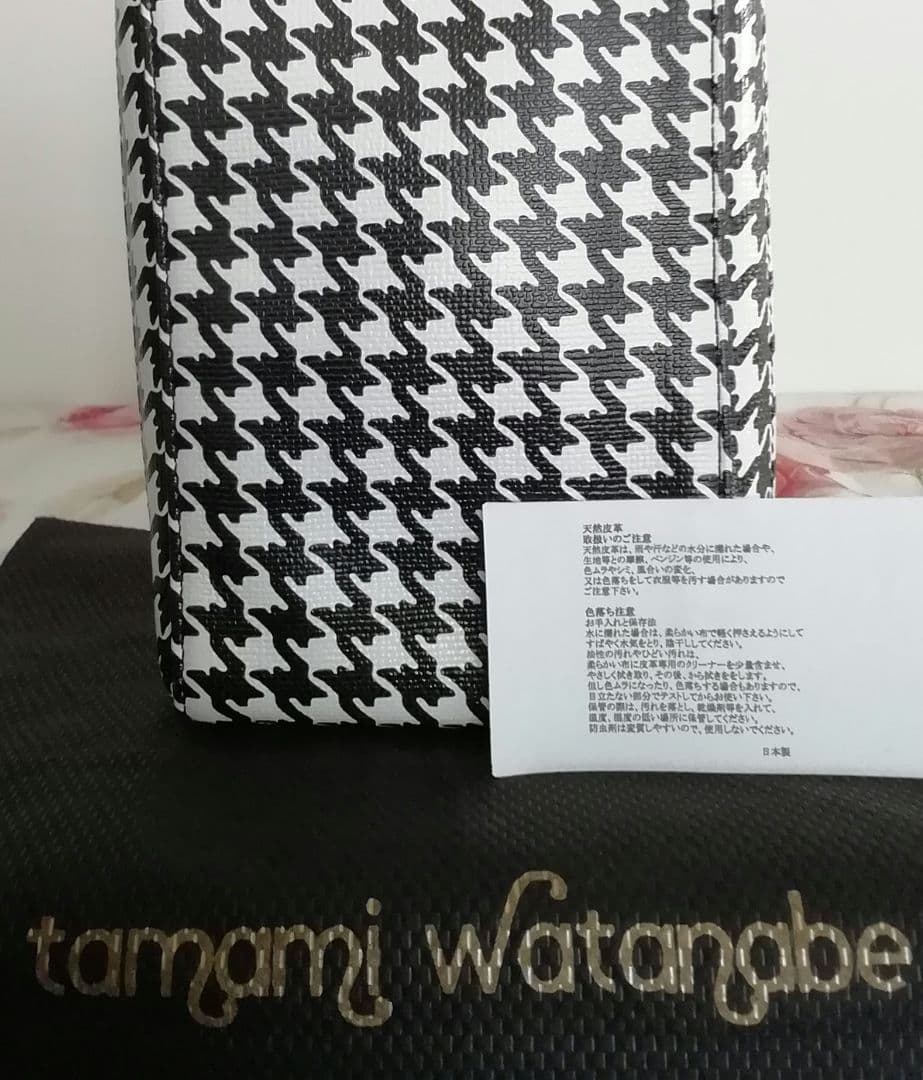 タマミワタナベ☆牛革スマホショルダーバッグ日本製☆ADMJレザージュエルズZAO